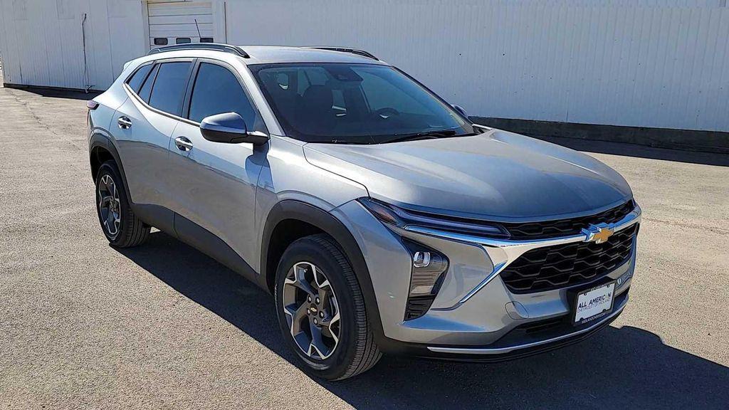 new 2026 Chevrolet Trax car, priced at $25,090