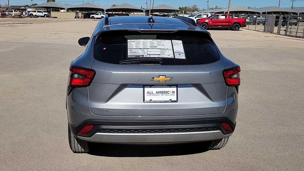 new 2026 Chevrolet Trax car, priced at $25,090