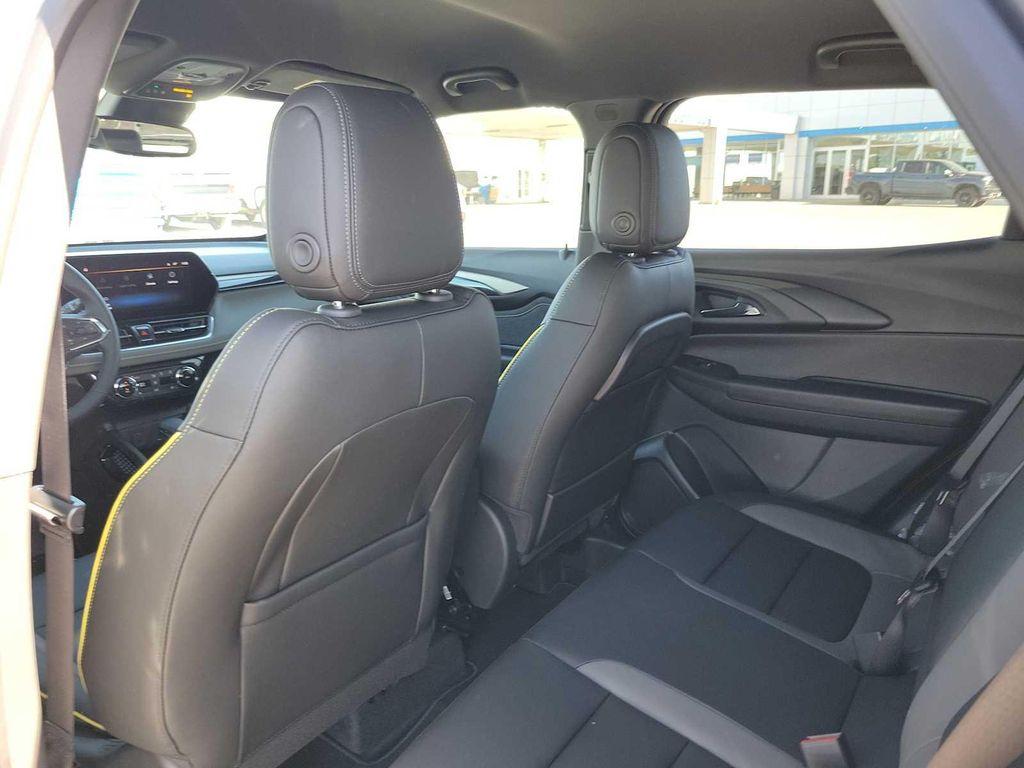 new 2025 Chevrolet TrailBlazer car, priced at $29,000