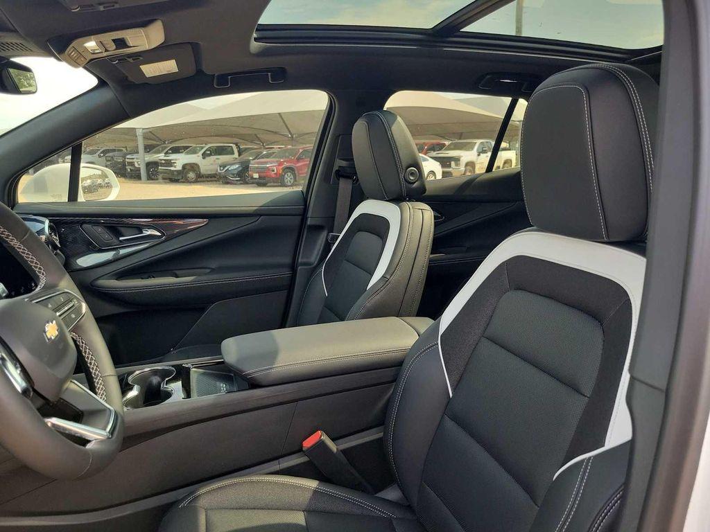 new 2025 Chevrolet Blazer EV car, priced at $43,880