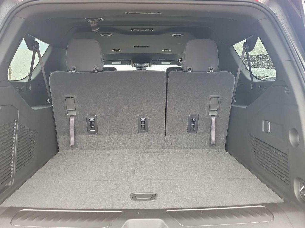 new 2025 Chevrolet Suburban car, priced at $65,590