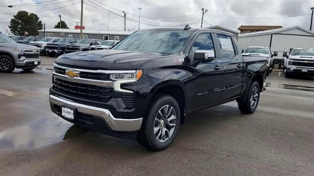 new 2025 Chevrolet Silverado 1500 car, priced at $60,280