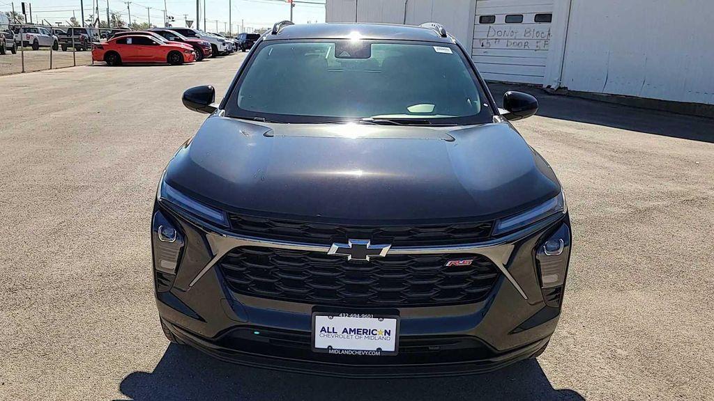 new 2025 Chevrolet Trax car, priced at $26,690