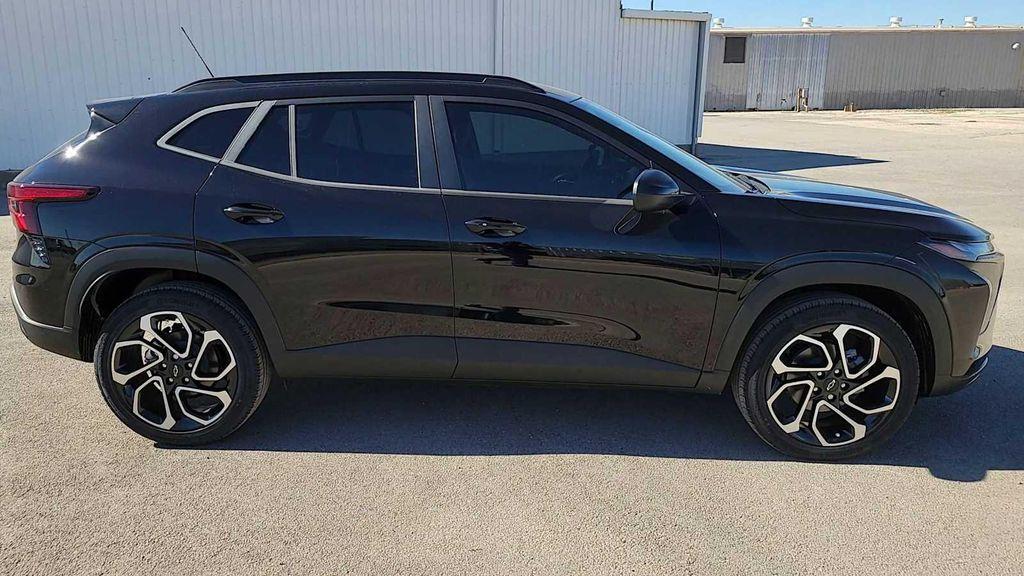 new 2025 Chevrolet Trax car, priced at $26,690