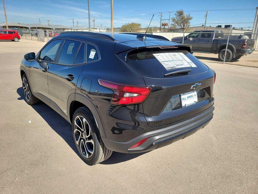 new 2025 Chevrolet Trax car, priced at $26,690