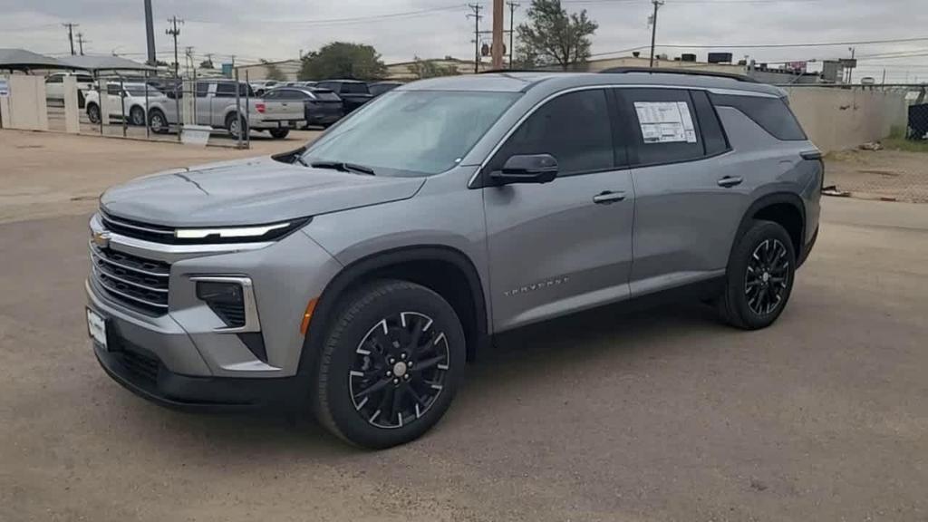 new 2026 Chevrolet Traverse car, priced at $46,420