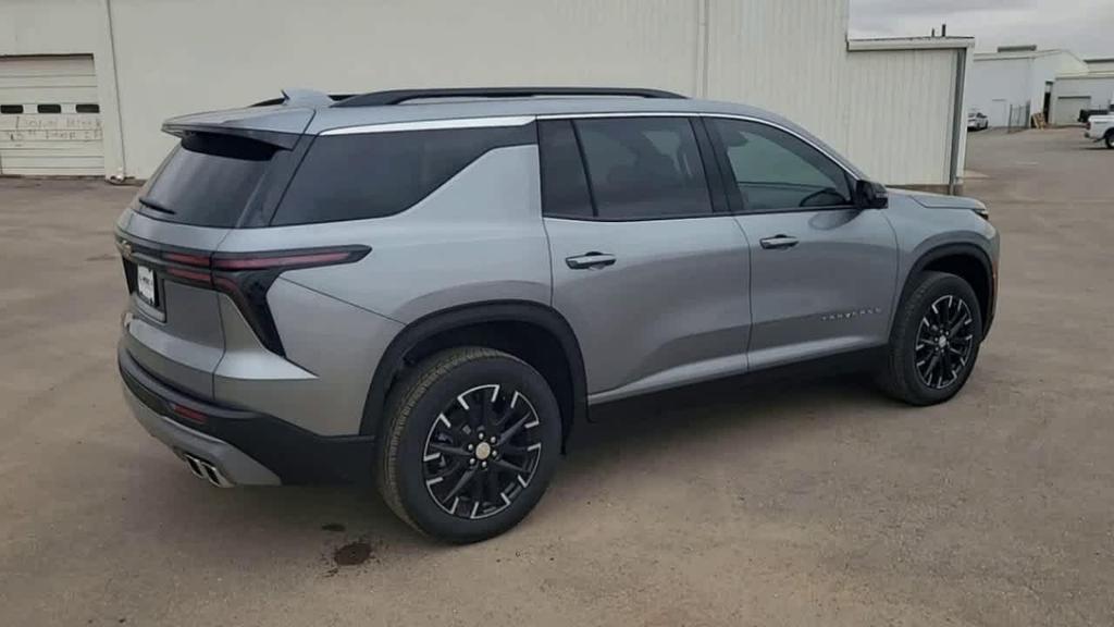 new 2026 Chevrolet Traverse car, priced at $46,420