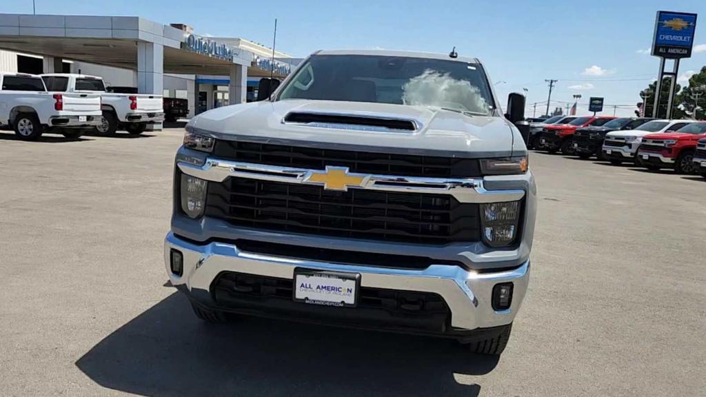 new 2024 Chevrolet Silverado 2500 car