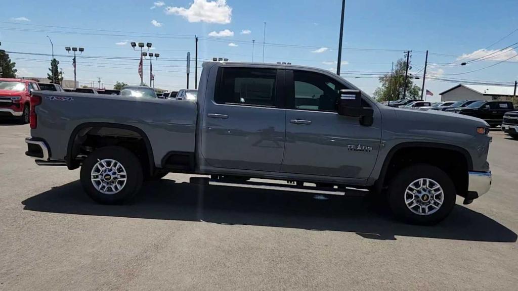 new 2024 Chevrolet Silverado 2500 car