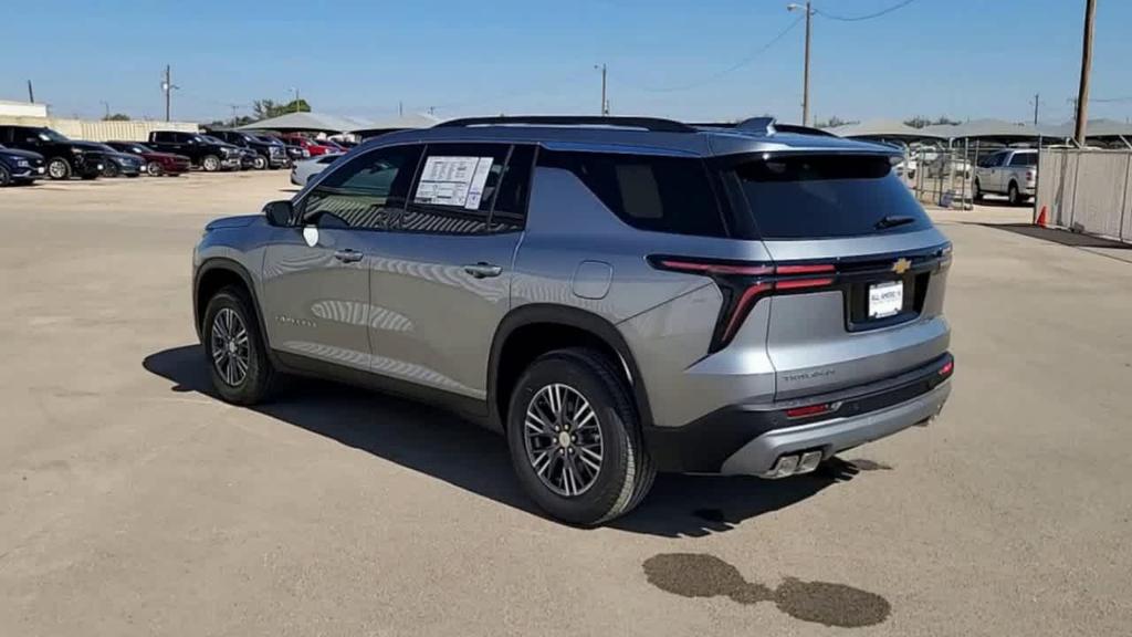 new 2026 Chevrolet Traverse car, priced at $42,695