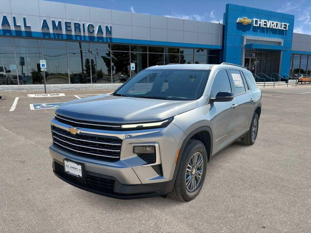 new 2026 Chevrolet Traverse car, priced at $42,695