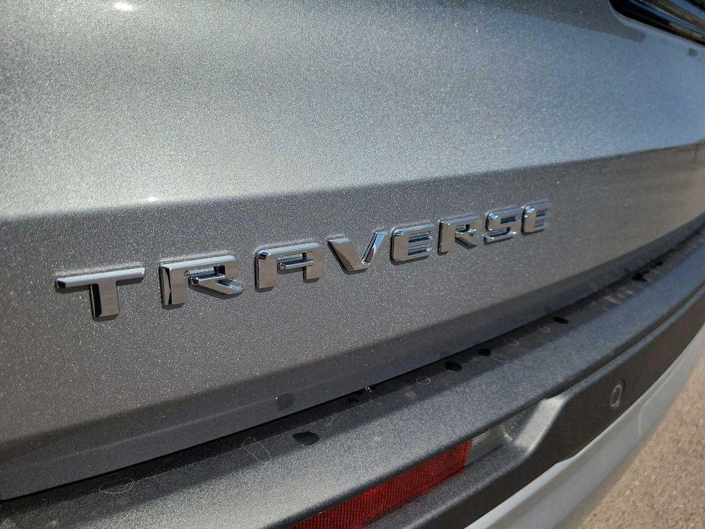 new 2026 Chevrolet Traverse car, priced at $42,695