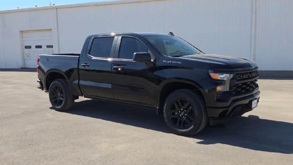 new 2026 Chevrolet Silverado 1500 car, priced at $45,020