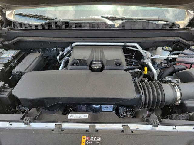 new 2025 Chevrolet Colorado car, priced at $50,010