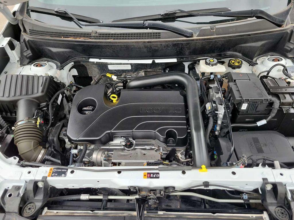 used 2024 Chevrolet Equinox car, priced at $31,000