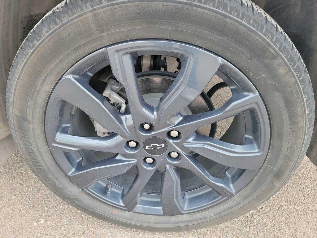 used 2024 Chevrolet Equinox car, priced at $31,000