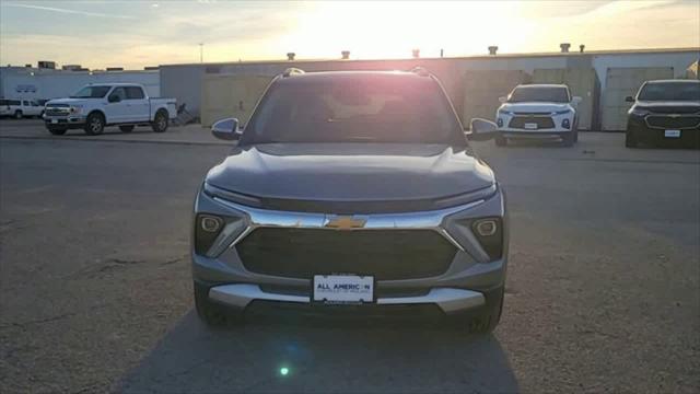 new 2025 Chevrolet TrailBlazer car, priced at $28,475