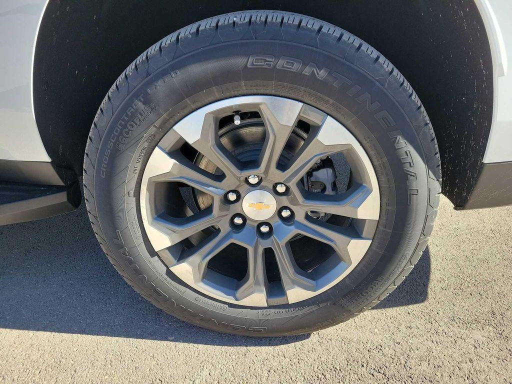 new 2026 Chevrolet Suburban car, priced at $76,270