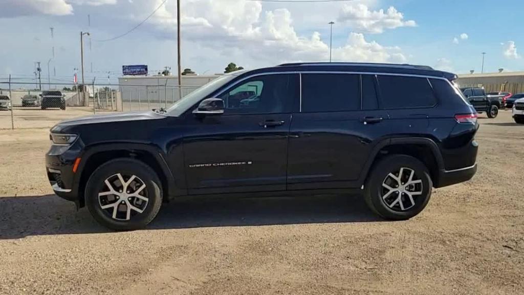 used 2023 Jeep Grand Cherokee L car, priced at $32,000
