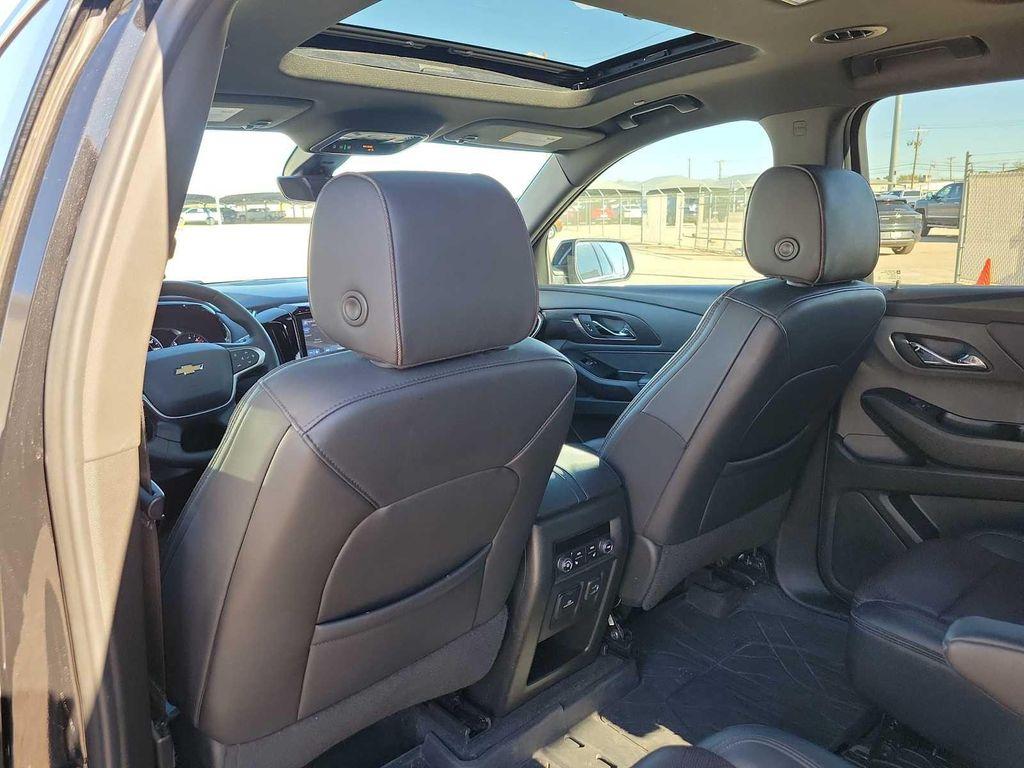 used 2023 Chevrolet Traverse car, priced at $41,000