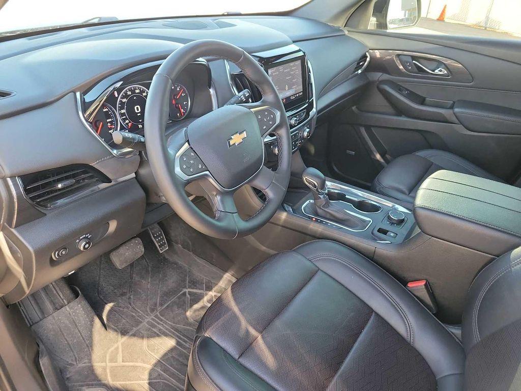 used 2023 Chevrolet Traverse car, priced at $41,000