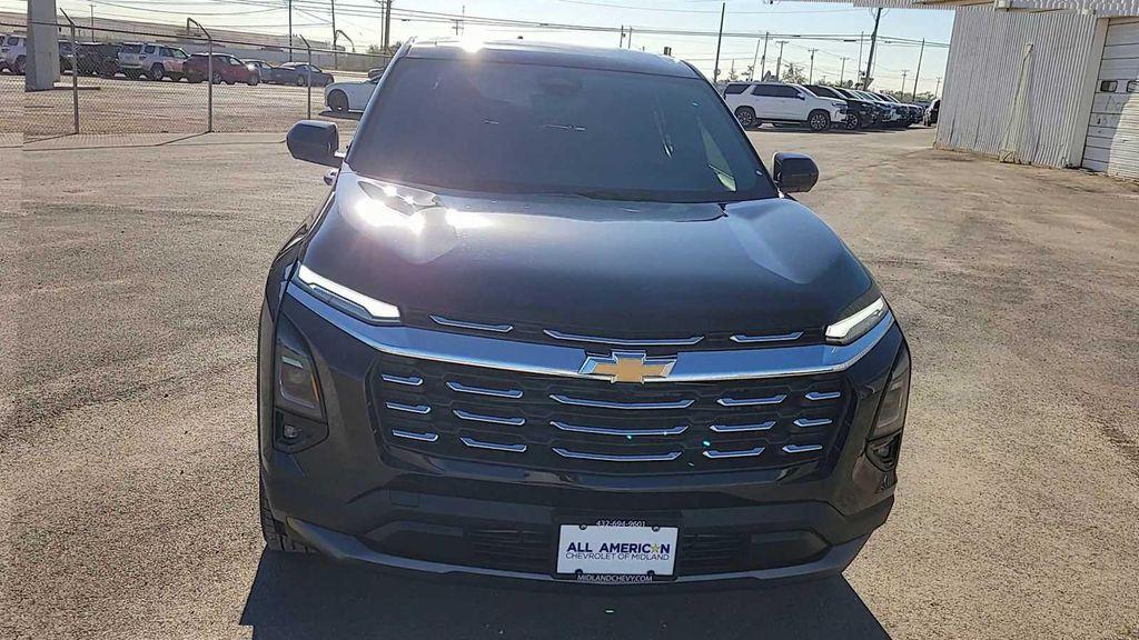 new 2026 Chevrolet Equinox car, priced at $31,765