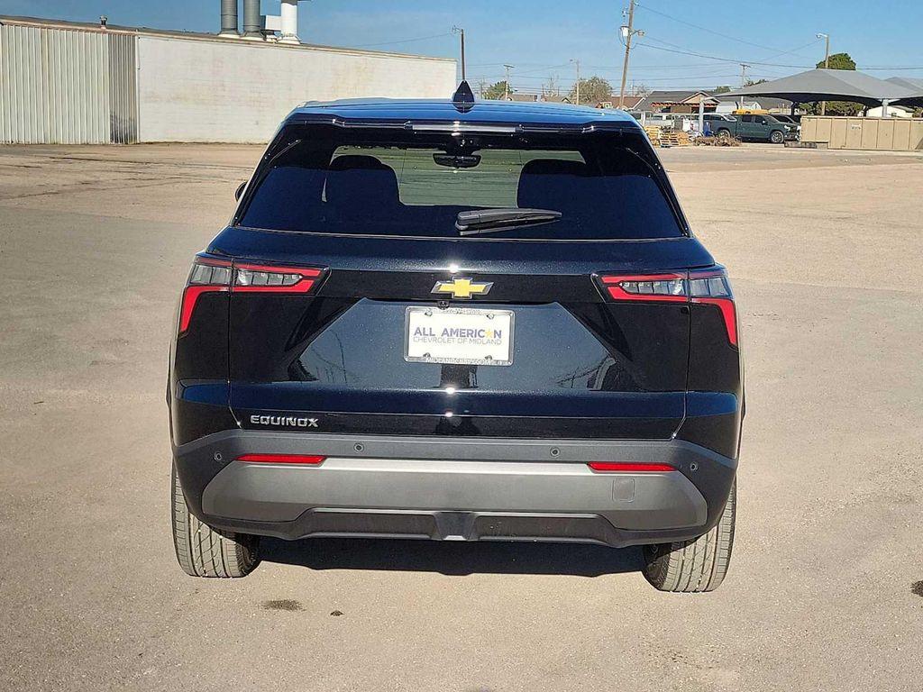 new 2026 Chevrolet Equinox car, priced at $31,765