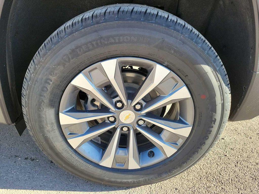 new 2026 Chevrolet Equinox car, priced at $31,765