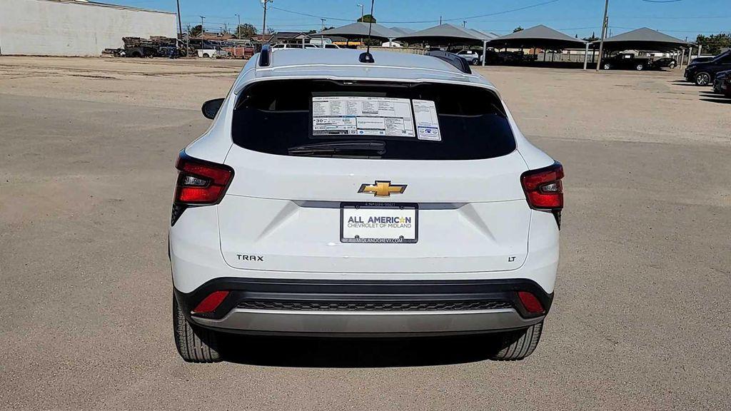 new 2026 Chevrolet Trax car, priced at $25,090