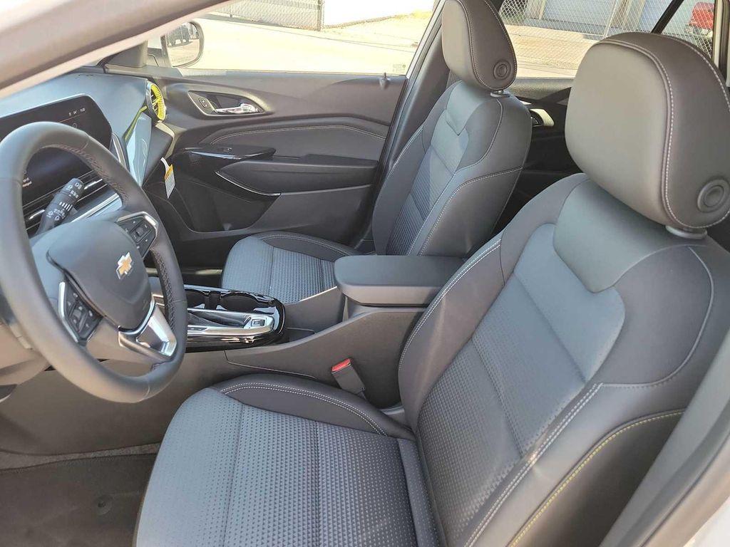 new 2026 Chevrolet Trax car, priced at $25,090