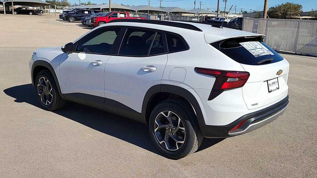 new 2026 Chevrolet Trax car, priced at $25,090
