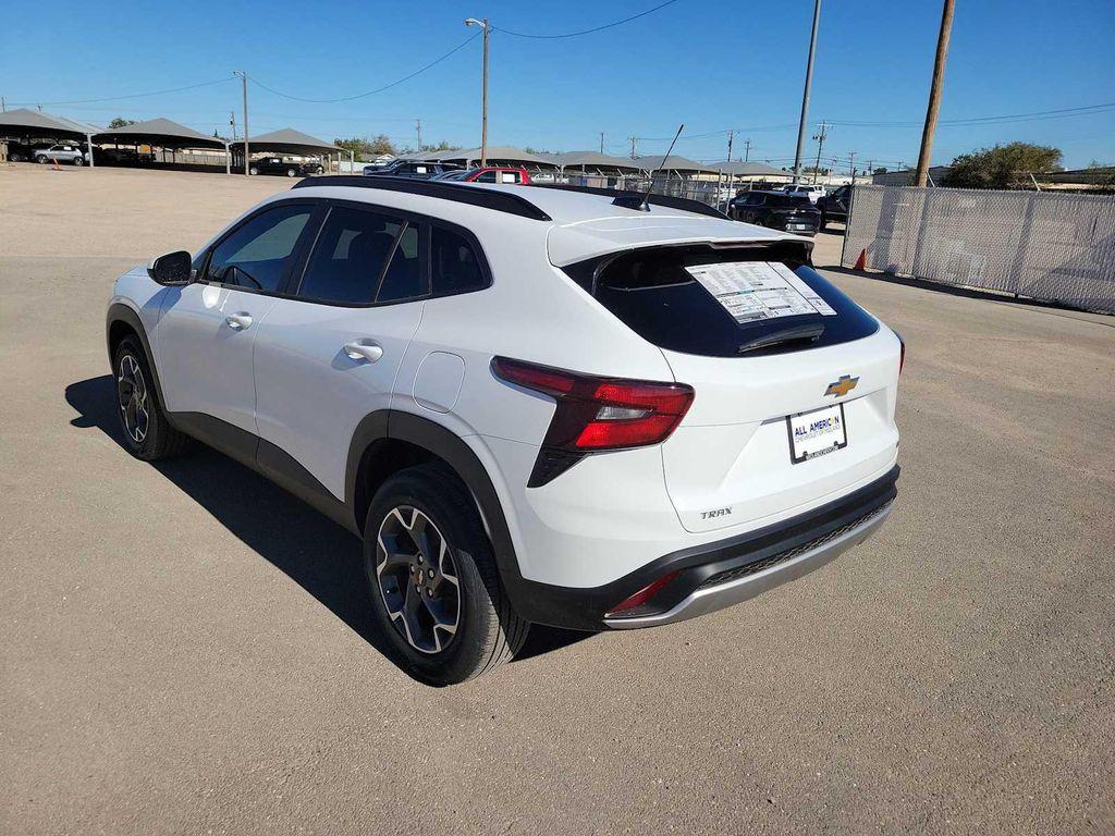 new 2026 Chevrolet Trax car, priced at $25,090