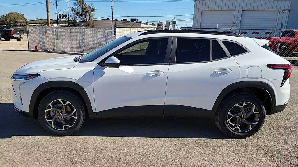 new 2026 Chevrolet Trax car, priced at $25,090