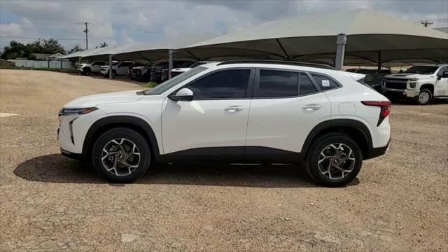 new 2025 Chevrolet Trax car, priced at $26,380