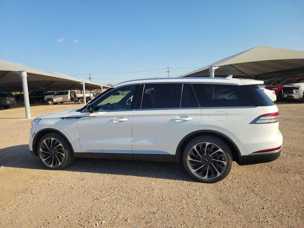 used 2020 Lincoln Aviator car, priced at $33,000