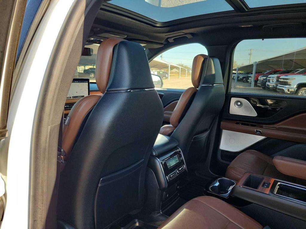 used 2020 Lincoln Aviator car, priced at $33,000