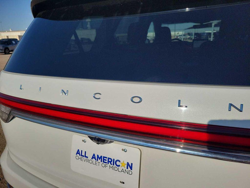 used 2020 Lincoln Aviator car, priced at $33,000