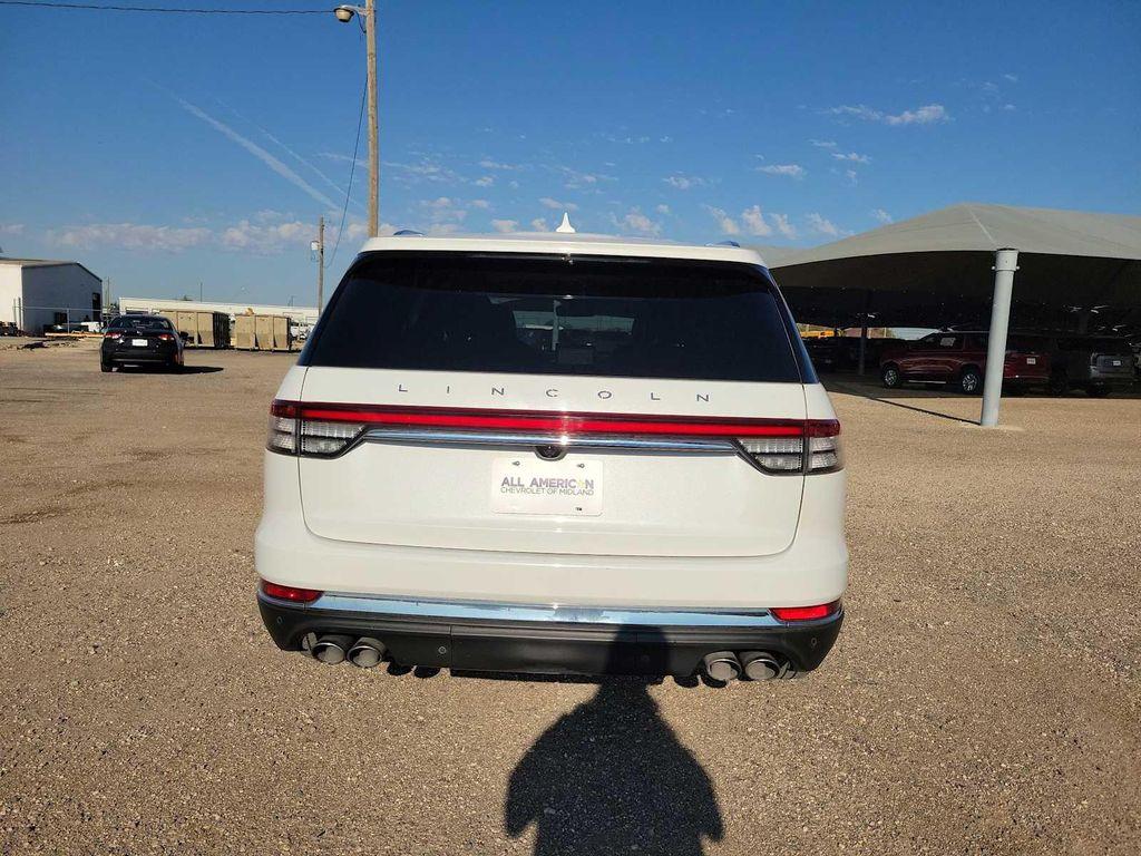 used 2020 Lincoln Aviator car, priced at $33,000