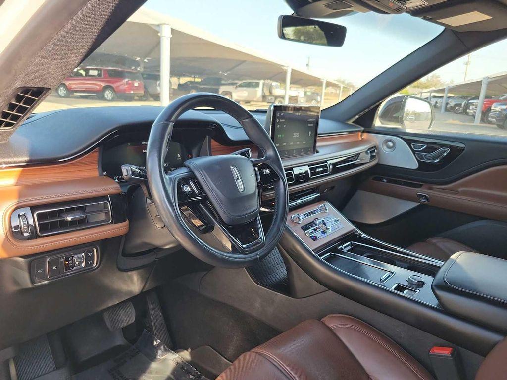 used 2020 Lincoln Aviator car, priced at $33,000