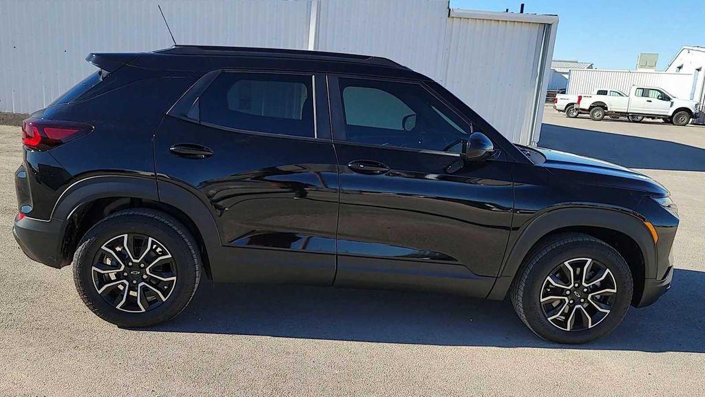 new 2026 Chevrolet TrailBlazer car, priced at $34,870