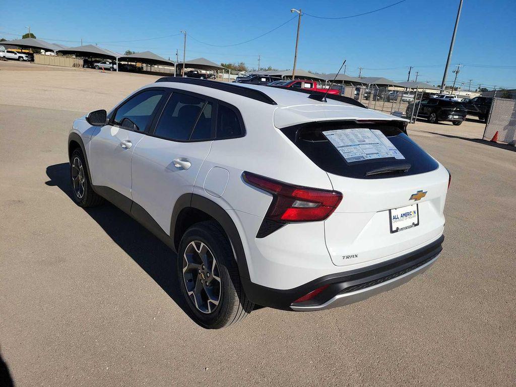 new 2026 Chevrolet Trax car, priced at $25,090