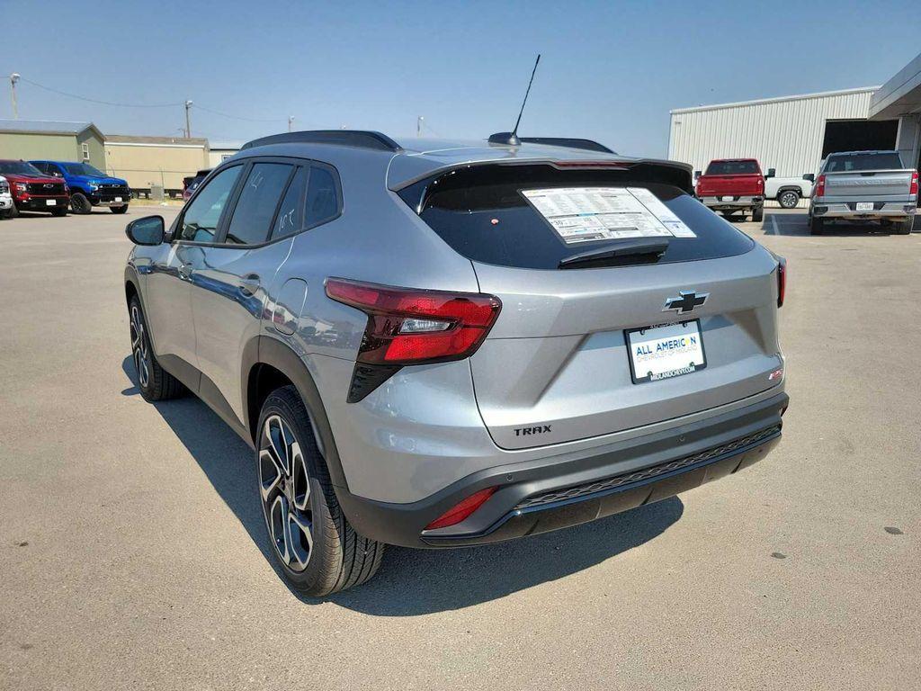 new 2025 Chevrolet Trax car, priced at $27,585