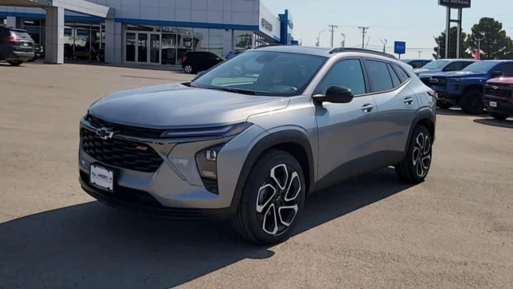 new 2025 Chevrolet Trax car, priced at $27,585