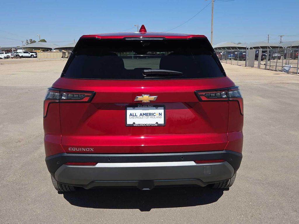 new 2026 Chevrolet Equinox car, priced at $31,935