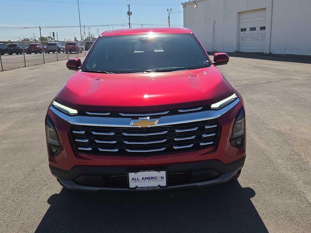 new 2026 Chevrolet Equinox car, priced at $31,935