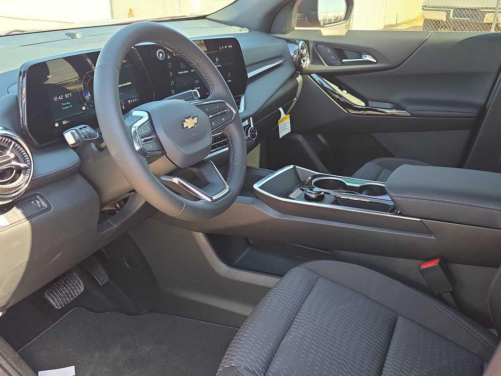 new 2026 Chevrolet Equinox car, priced at $31,935