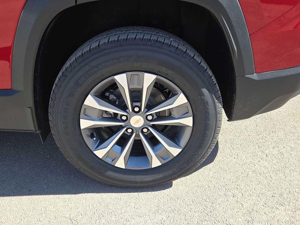 new 2026 Chevrolet Equinox car, priced at $31,935