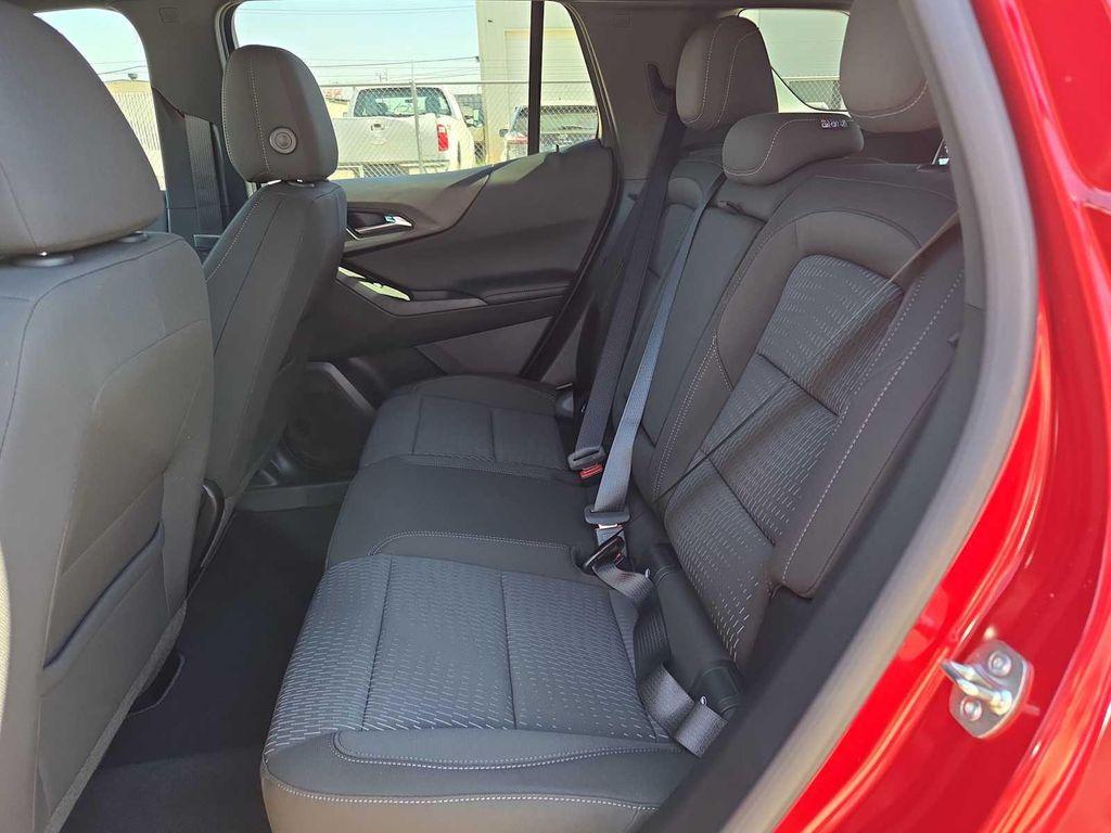 new 2026 Chevrolet Equinox car, priced at $31,935