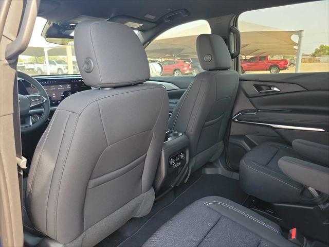 new 2025 Chevrolet Traverse car, priced at $42,195