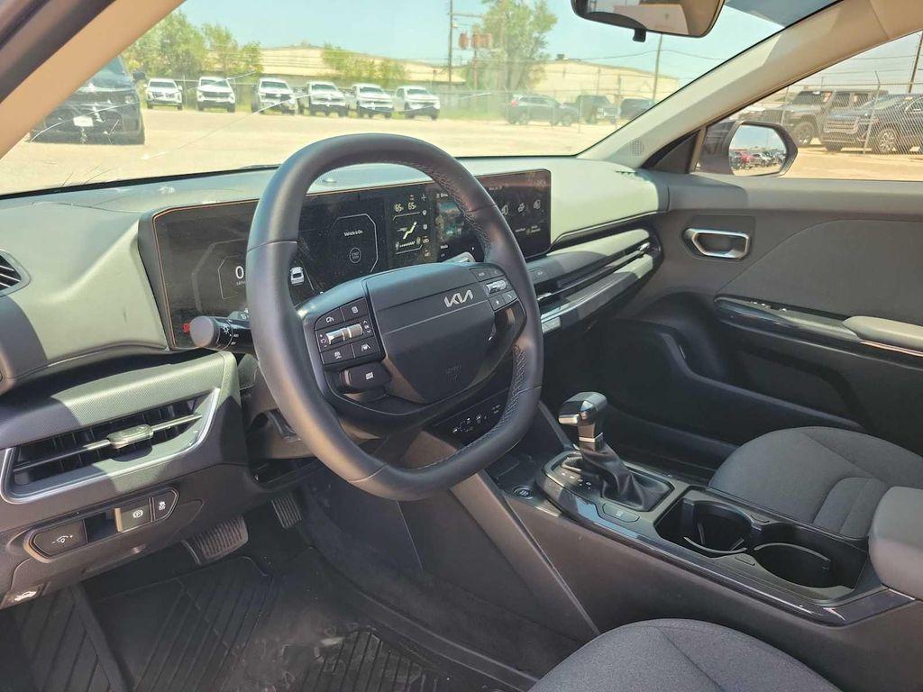 used 2025 Kia K4 car, priced at $23,000